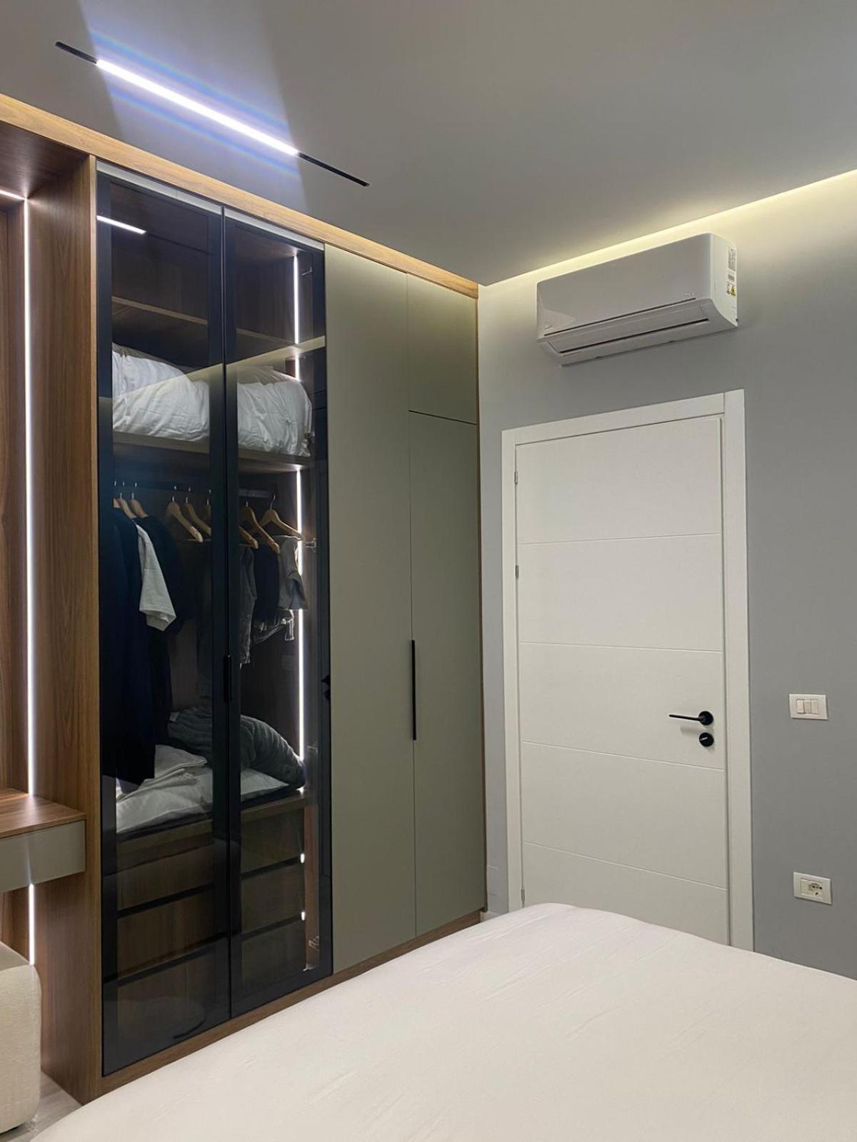 Brand New 1 Bedroom Flat * Tirana