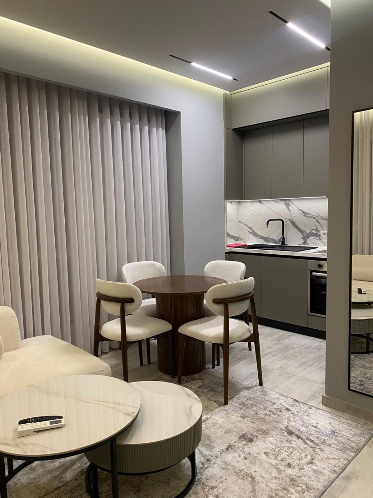 Brand New 1 Bedroom Flat Apartamento *